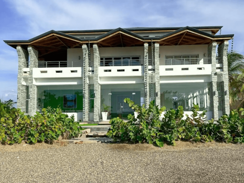 Villa Isabela