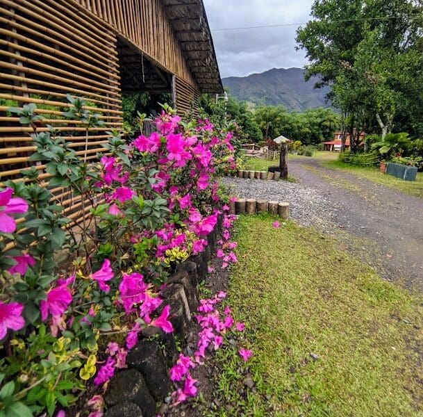 Complejo Ecoturístico Río Blanco